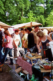 Buchen Sie in Secondhand & Kunst für Flohmarkt Friedrichshagen hier online einen Marktstand!